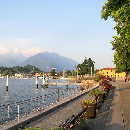 Aurora By Interhome *