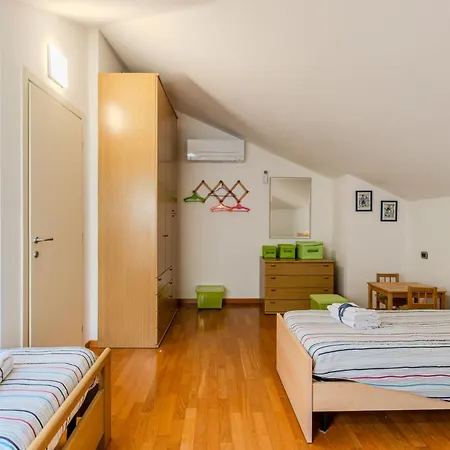 Feriehus Aurora By Interhome