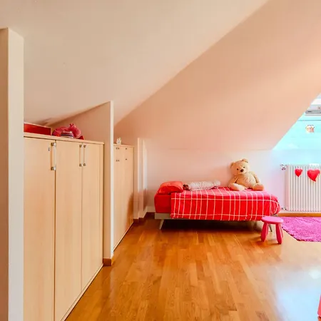 Feriehus Aurora By Interhome Colico