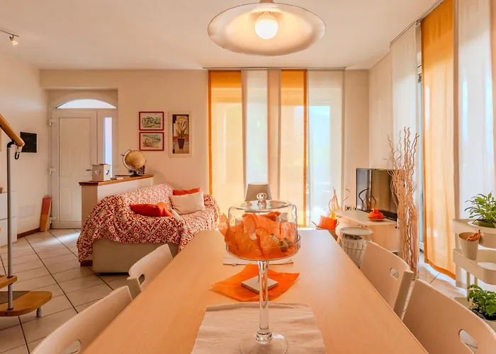 Aurora By Interhome *