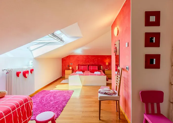 Aurora By Interhome * Colico