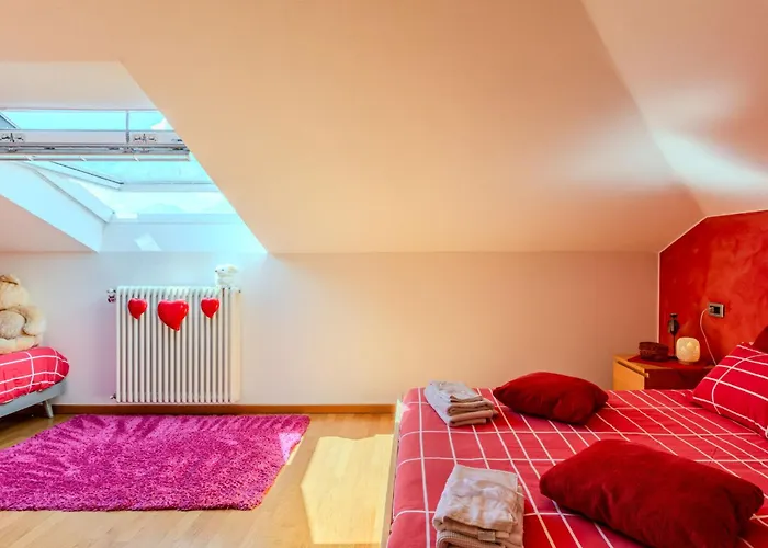 Aurora By Interhome Colico
